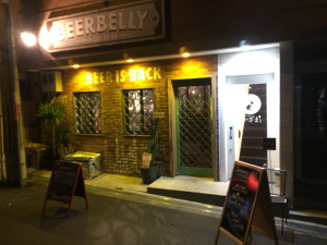 BEER BELLY�i�r�A�x���[�j�̊O��