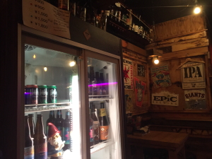 T.N.T. Craft Beer Pub & Bottle Shop�i�e�B�[.�G�k.�e�B�[�j�̕r�r�[��