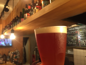 �Ē��r�A�X�^���h MECCA�i���b�J�j�̃r�[��