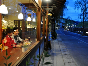 ��蒬���n�r�[�����X�g����GUBIGABU�i�O�r�K�u�j�X���J�E���^�[