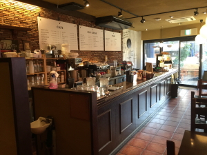 �aeer Cafe de BRUGGE�i�r�A �J�t�F �h �u���[�W���j�̃J�E���^�[�Q