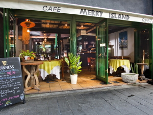 GASTRO PUB Tadg's�i�^�C�O�j