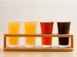 BEER PUB ICHI-YA�i�C�`���j�̃N���t�g�r�[���S��