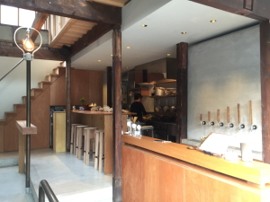 BEFORE�X�i�r�t�H�[�i�C���j�̓X��