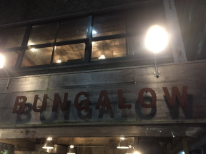 Bungalow�i�o���K���[�j�̊Ŕ�