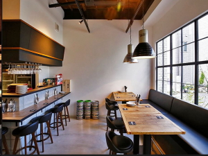 JOSEP CraftBeer&Meats�i�W���[�b�v�j�̓X���P