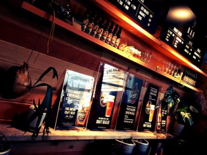 Voyager Brewing�i�{�C�W���[�u���[�C���O�j�̓X��