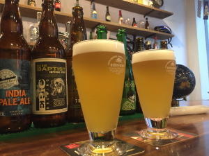 Beer Bar a clue（クルー）のビール