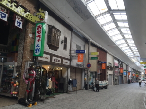 Beer Bar a clue�i�N���[�j�����鏤�X�X