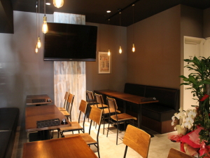 B-POINT�i�r�[�|�C���g�j�̓X���P